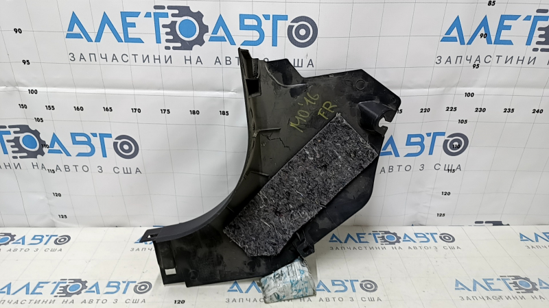 Накладка передней стойки нижняя правая Mitsubishi Outlander 14-22 черная, царапины