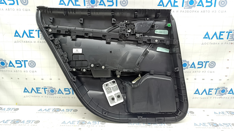 Внутреннее строение обшивки двери правой задней Honda Insight 2019-2022.