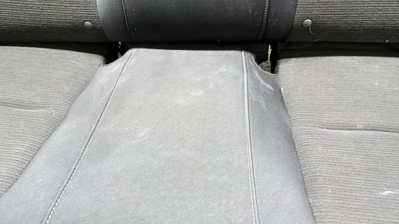 Задний ряд сидений 2 ряд Honda Insight 19-21 черный, без подлокотника, выгоревший, под чистку