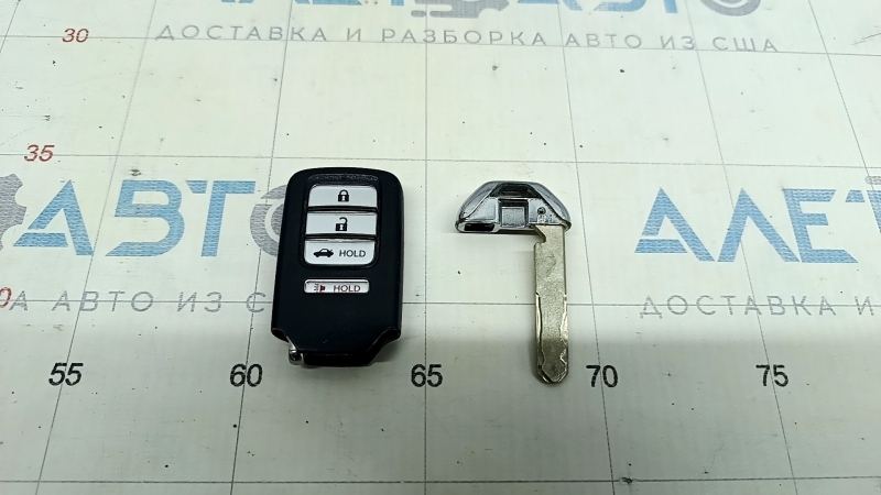 Ключ smart Honda Accord 18-20 4 кнопки, царапины