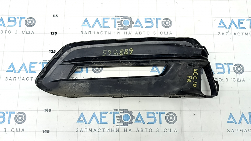 Решетка бампера правая Honda Accord 18-20 под птф, черный глянец, песок, трещина в креплении