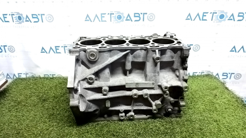 Блок цилиндров голый Ford Fusion mk5 13-20 2.0 hybrid под расточку и гильзовку