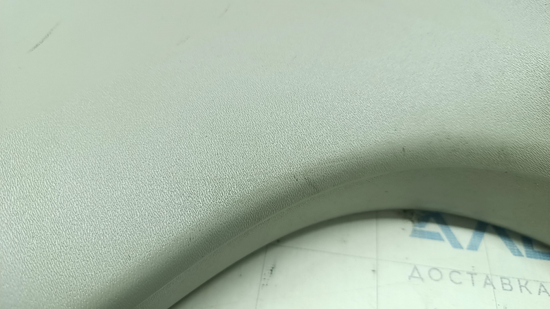 Накладка центральной стойки нижняя левая Volvo XC90 16-26 серая, царапины, под чистку