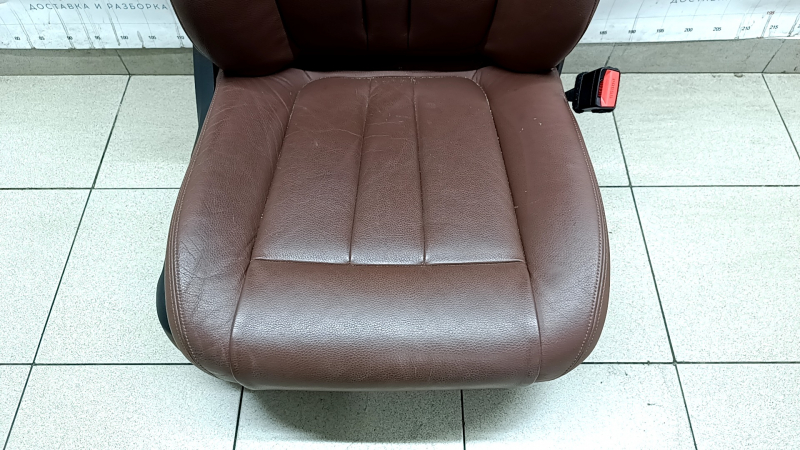 Пассажирское сидение BMW X5 F15 14-14 с airbag, электро, BASE, кожа коричневая TERRA, царапины