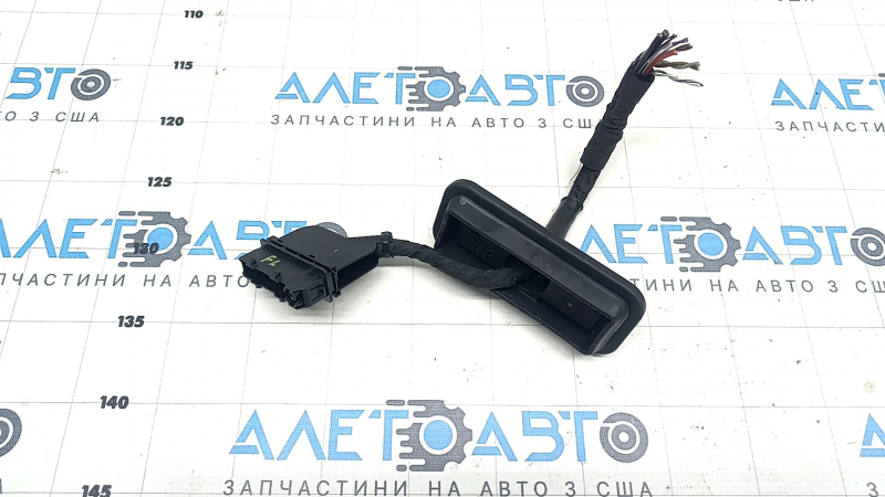 Фишка на проводку двери передняя левая Volvo XC90 16-22 16 пинов