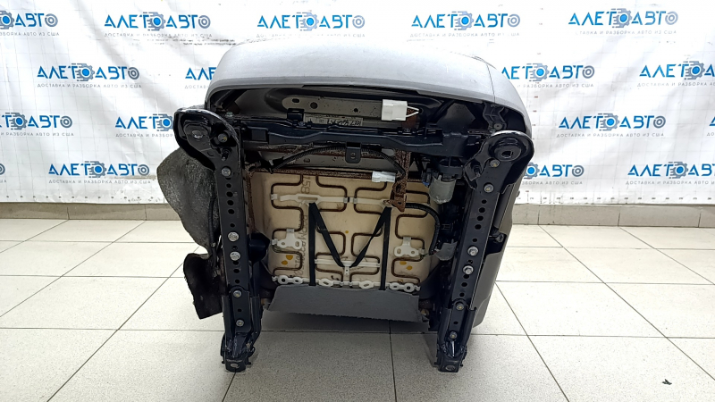 Водительское сидение Toyota Camry v55 15-17 usa без airbag, LE, электро, ткань комбинированое серое, под химчистку