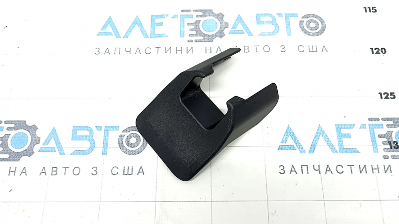 Заглушка салазки 2-го ряда сидений передняя правая Lexus RX350 RX450h 16-22 черная
