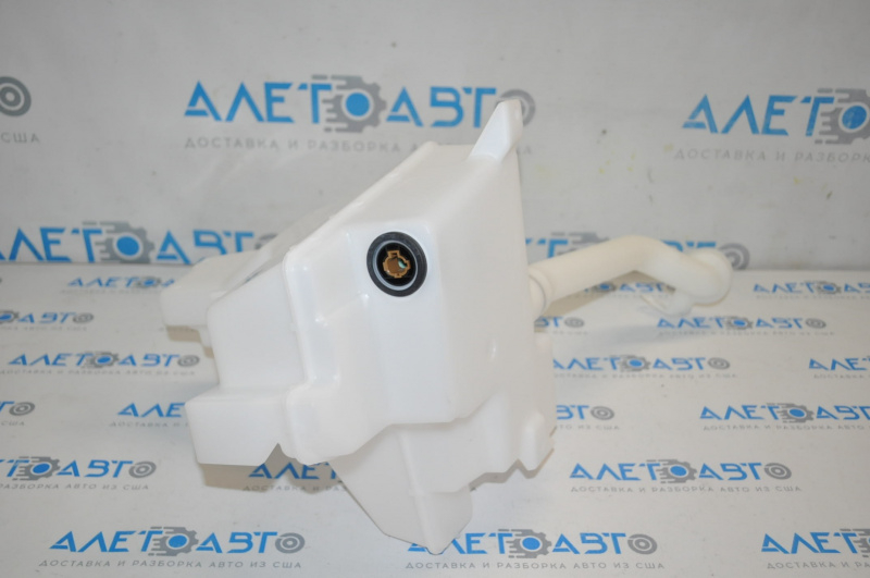 Бачок омывателя Subaru Forester 14-18 SJ без датчика