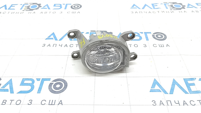 Противотуманная фара птф правая Toyota Prius 50 19-22 LED