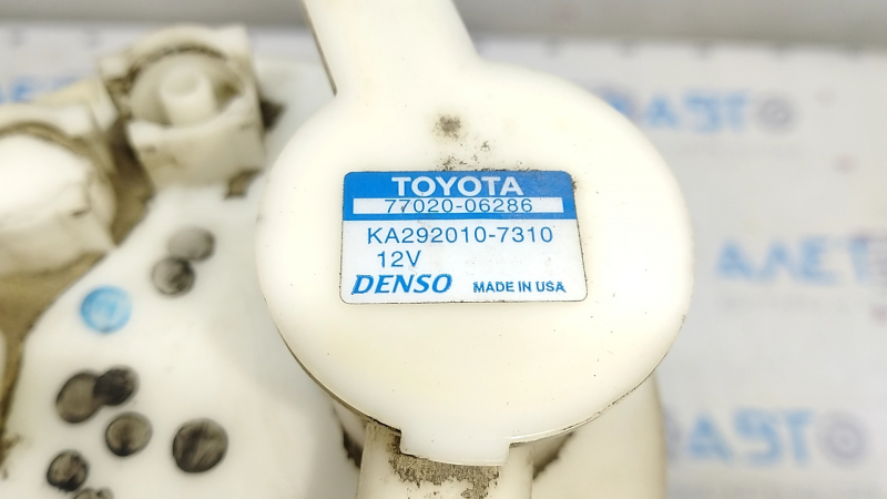 Топливный насос бензонасос Toyota Camry v55 15-17 usa