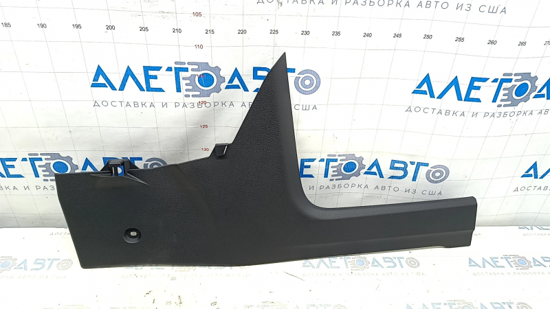 Накладка центральной консоли боковая левая для Toyota Sienna 2021-2026, вид сбоку.