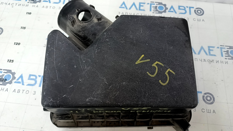 Верхняя крышка корпуса воздушного фильтра Toyota Camry v55 15-17 2.5 usa без расходомера, слом креп