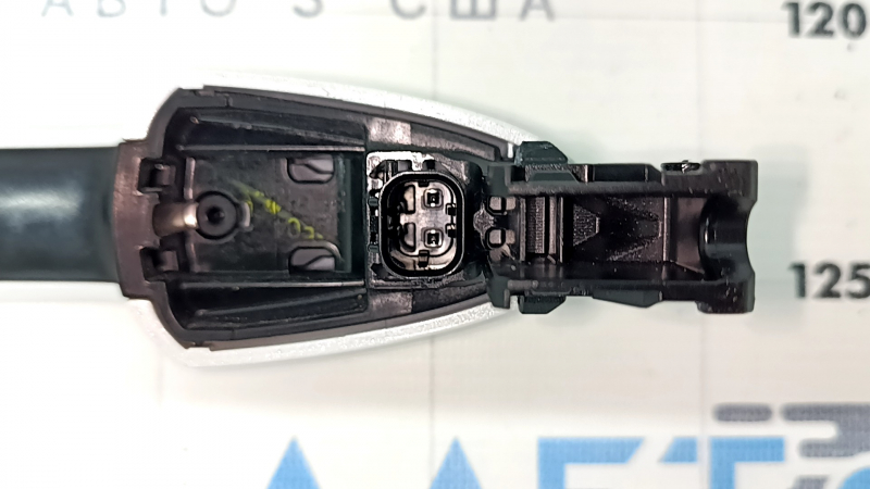 Ручка двери внешняя передняя левая Toyota Sienna 22-26 keyless с хром молдингом