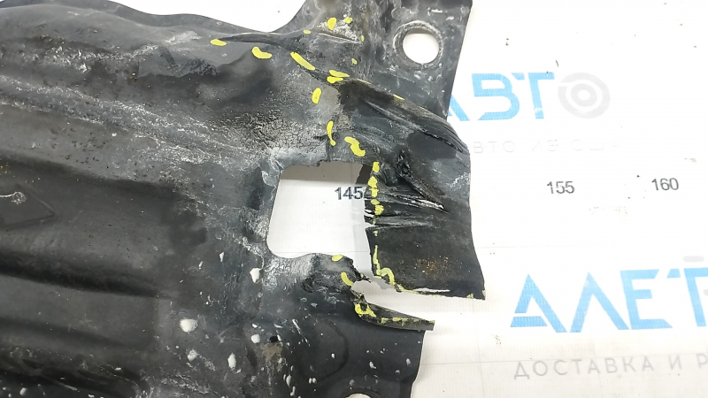 Обшивка днища правая Toyota Camry v55 15-17 usa, надорвана