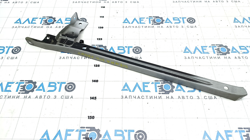 Планка замка капота Toyota Sienna 21-26