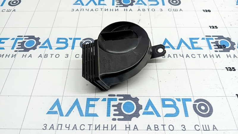 Сигнал low Toyota Sienna 21-26 с кронштейном
