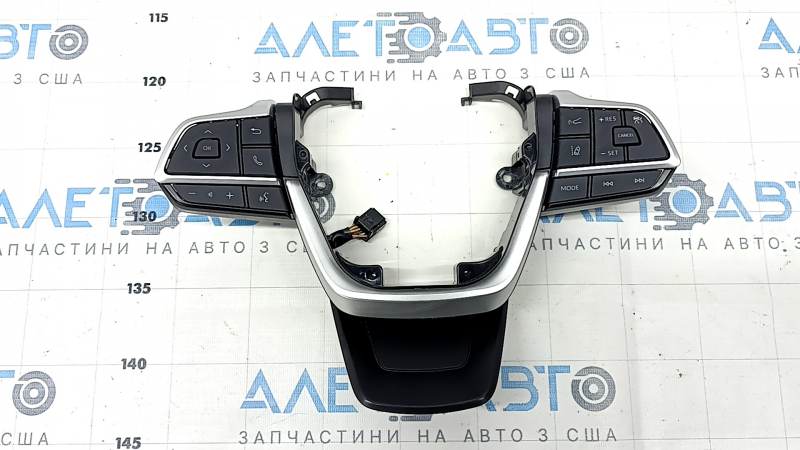Кнопки управления на руле Toyota Sienna 21-26 LE, XLE, черные с серым