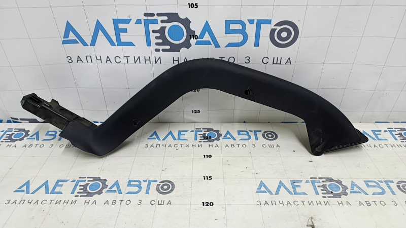 Накладка петли крышки багажника правая Mazda 6 14-21 черная, царапины