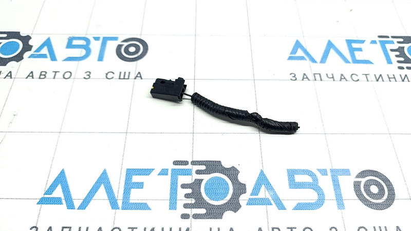 Фишка на сирену Toyota Sienna 21-26