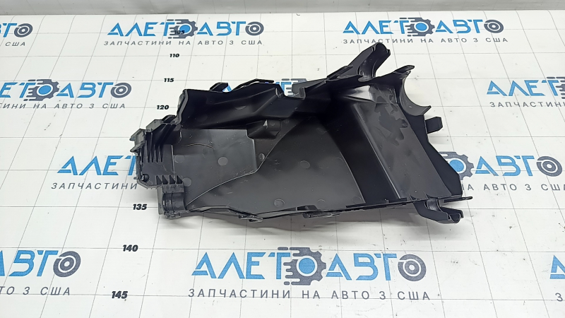 Нижняя крышка блока предохранителей подкапотная Toyota Sienna 21-26