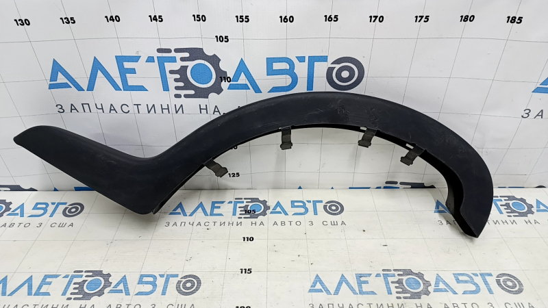 Накладка петли крышки багажника левая VW Passat b7 12-15 USA тип 1, царапины