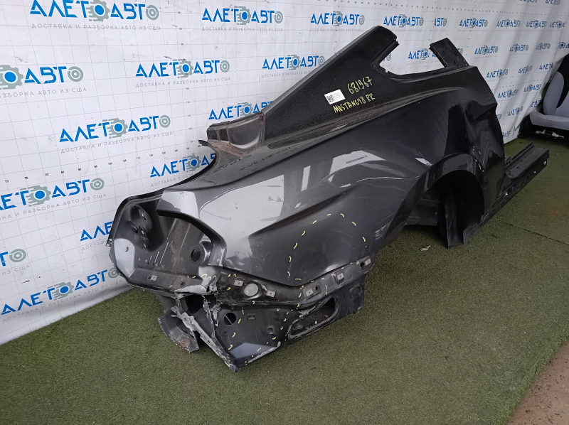 Четверть крыло задняя правая Ford Mustang mk6 15-23 купе, отпилена, графит, тычки, примята