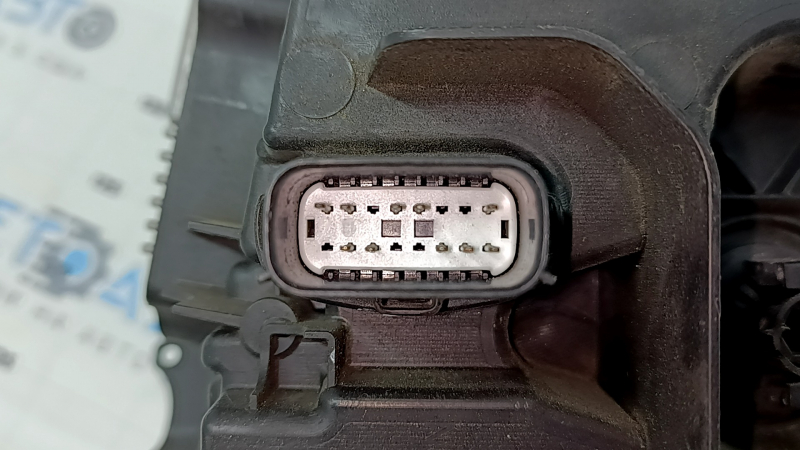 Фара передняя правая в сборе Ford Fusion mk5 17-20 LED, с DRL с блоком, под полировку