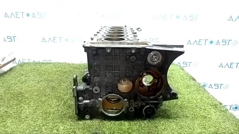 Блок цилиндров голый BMW X5 F15 14-18 N55B30B 3.0T под расточку и гизьзовку, задир