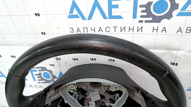 Руль голый Infiniti JX35 QX60 13-16 дорест, кожа, черный, затертый, царапины, тычка, без накладок