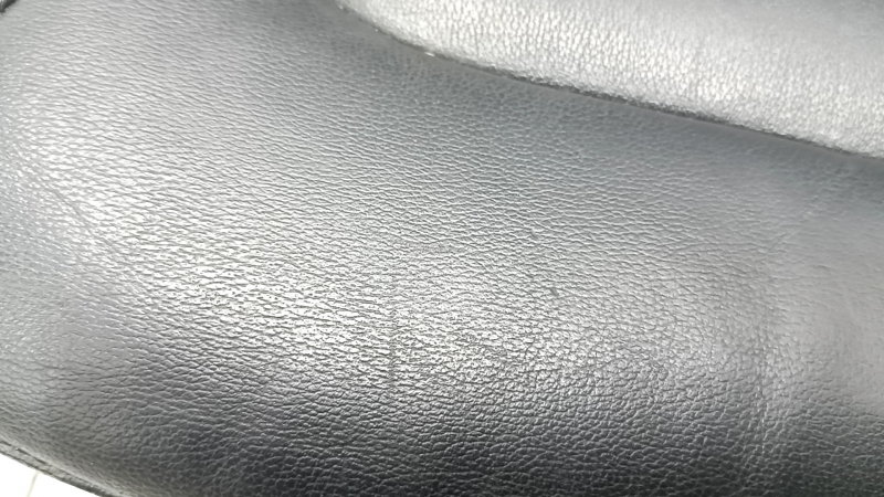 Водительское сидение Ford Fusion mk5 17-20 без airbag, кожа черн, электро, подогрев, стрельнувшее, царапины, под чистку