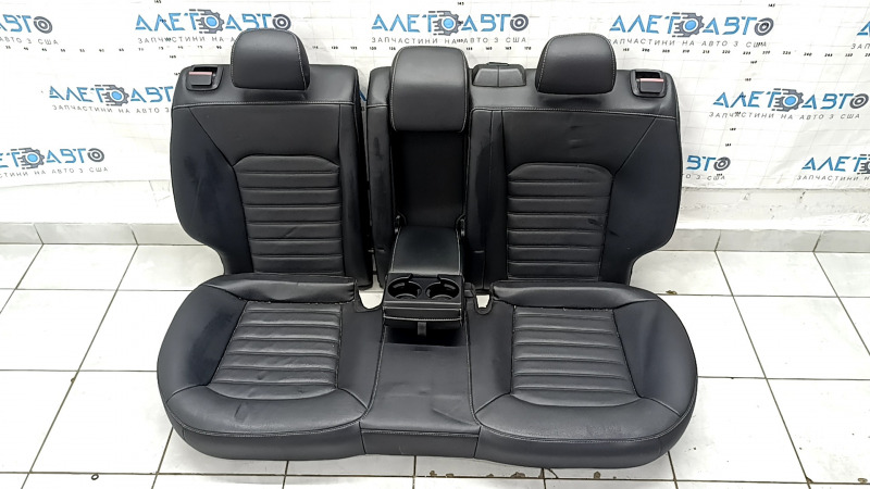 Задний ряд сидений 2 ряд Ford Fusion mk5 17-20 кожа черная, вмятины, под химчистку, царапины