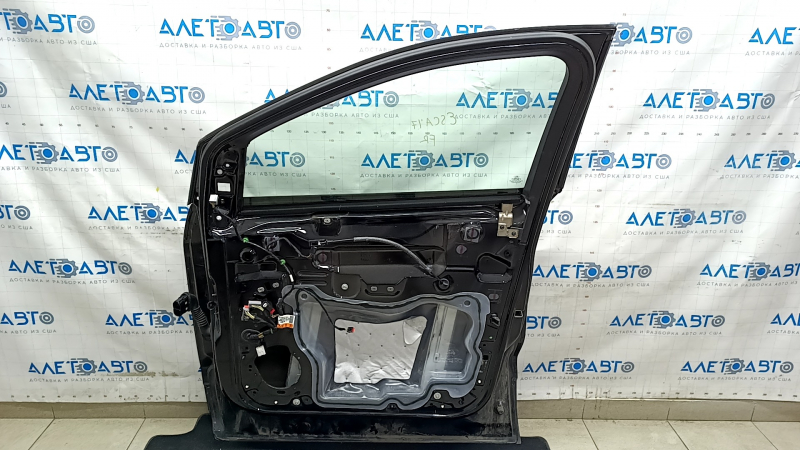 Дверь в сборе передняя правая Ford Escape MK3 13-19 черный G1, стекло триплекс