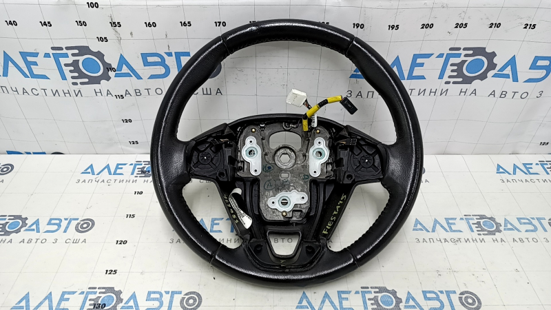 Руль голый Ford Fiesta 11-19 кожа черный, без кнопок, царапины, затерт, вмятины