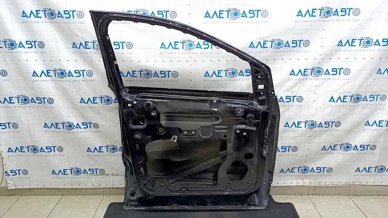 Дверь голая передняя левая Ford Escape MK3 13-19 черный G1, шпакля 0.3-1.7, тычки