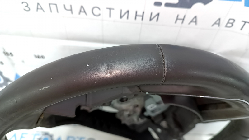 Руль голый Lincoln MKX 16- кожа коричневая, без подогрева, с накладкой под дерево, царапины, тычки, примят