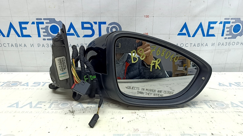 Зеркало боковое правое в сборе VW Passat b8 16-19 USA 10+2 пинов, поворотник, BSM, черный, царапины