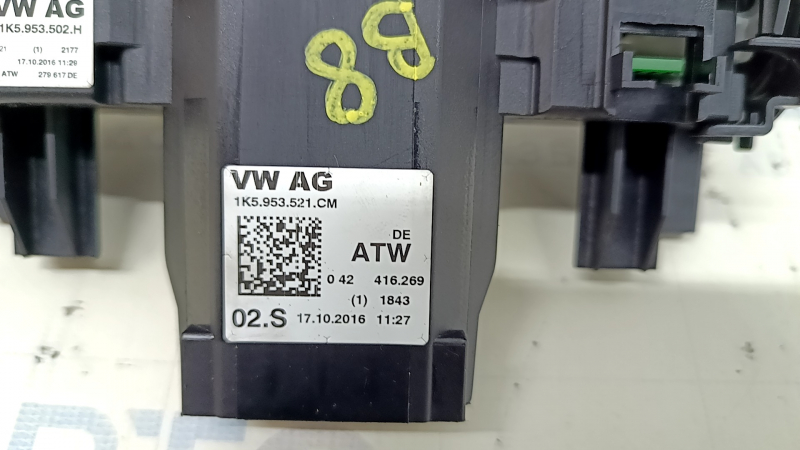 Подрулевые переключатели VW Passat b8 16-19 USA, потерт