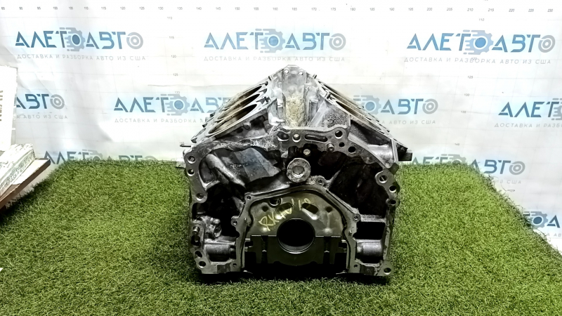 Блок цилиндров голый Lexus RX350 16-22 2GR-FKS под расточку и гильзовку
