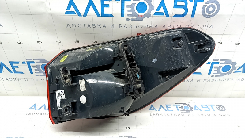 Фонарь внешний крыло левый BMW X1 F48 16-19 LED, царапины