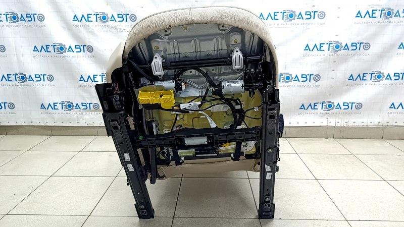 Пассажирское сидение BMW X1 F48 16-18 с airbag, электро, подогрев, перфорация, кожа бежевая Dakota, Canberra-beige