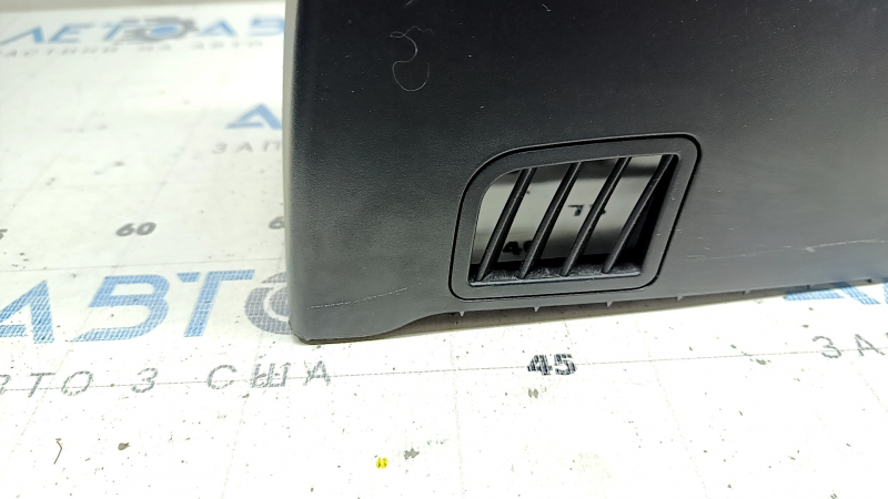 Консоль задняя в сборе BMW X5 F15 14-18 черная, 3 ряд, с дефлекторами, подстаканники, царапины