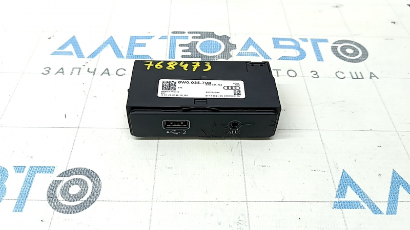 USB HUB AUX Audi Q5 80A 18-24 полезла краска