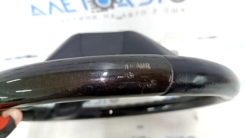 Руль голый Lexus GS300 GS350 06-07 кожа черная, под черное дерево, царапины, скол на дереве, затерт, тычки
