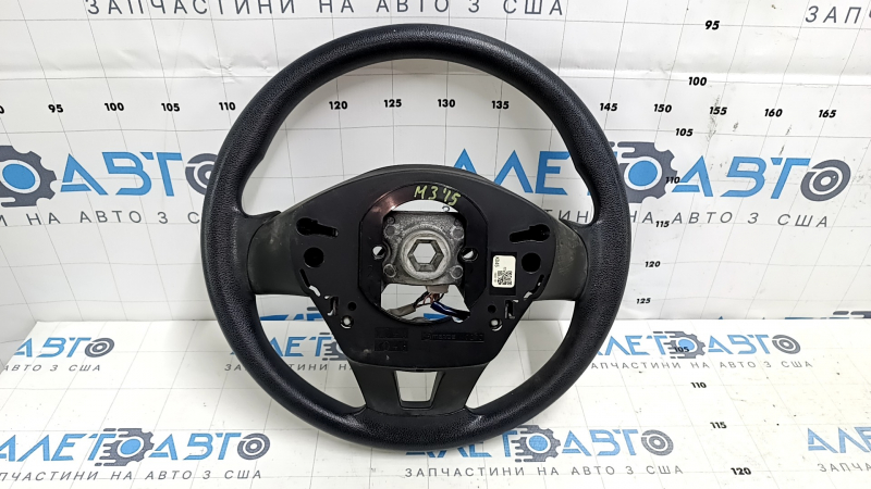 Руль голый Mazda 3 14-16 BM дорест, резина, черная, с задней накладкой, затерт, царапины