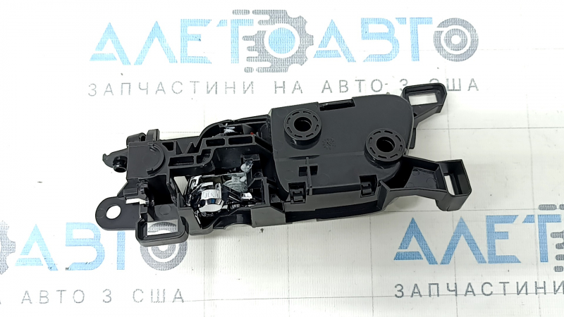 Ручка двери внутренняя передняя правая Honda Accord 13-17 хром, с заглушкой