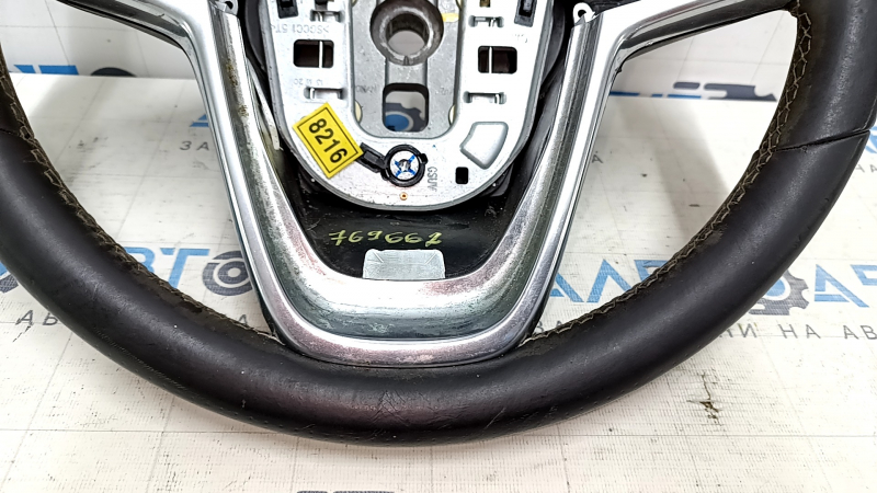 Руль голый Buick Encore 14-16 кожа черная с накладкой без кнопок, царапины. затертый, тычки, под химчистку