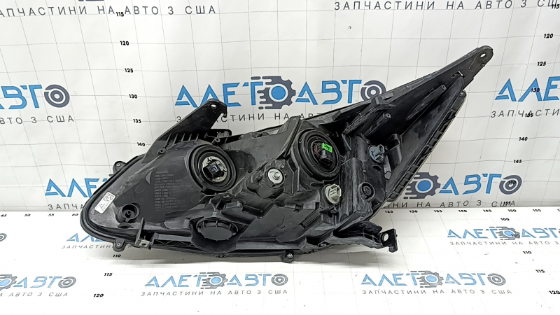 Фара передняя правая Honda Accord 17 рест, hybrid, галоген под ДХО, под полировку, не работает LED ДХО