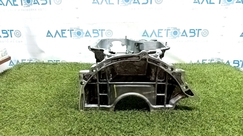 Полуподдон масляный Toyota Sienna 23-26 A25AFXS 2.5 скол