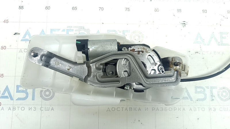 Подпорка поясничного сиденья с моторчиком для Honda Accord, вид сбоку, без повреждений.