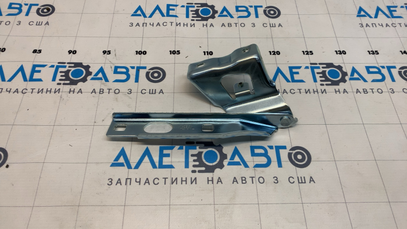 Петля капота левая Audi A4 B8 08-16